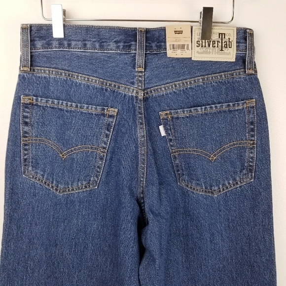 Levi's SilverTab '94 Baggy A35180008 Medium Wash Jeans NWT size 27x31 - Picture 9 of 15